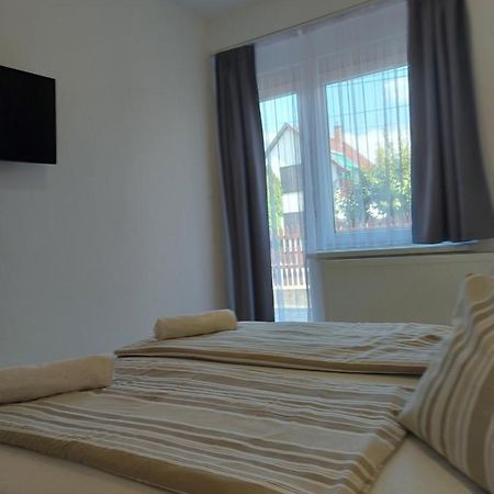 Central Lux Apartments Hajdúszoboszló 外观 照片