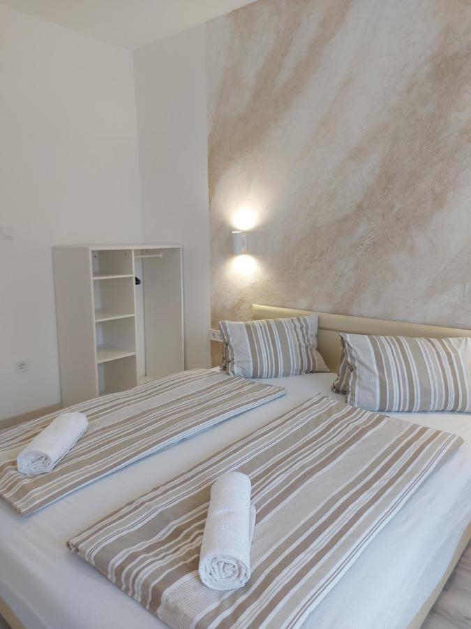 Central Lux Apartments Hajdúszoboszló 外观 照片