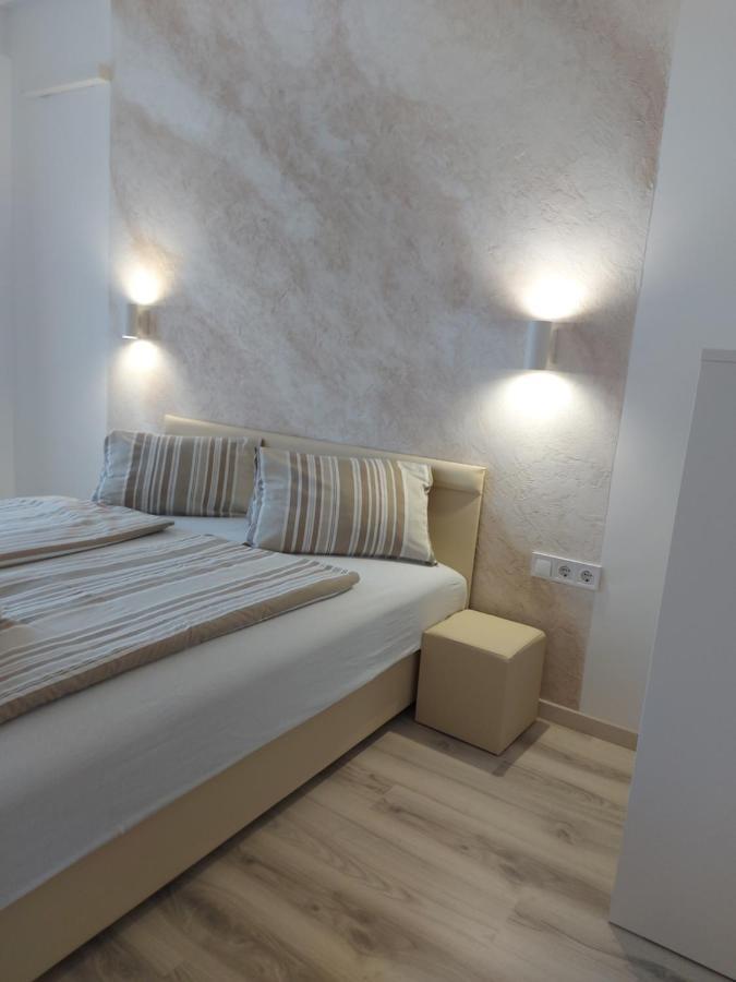 Central Lux Apartments Hajdúszoboszló 外观 照片